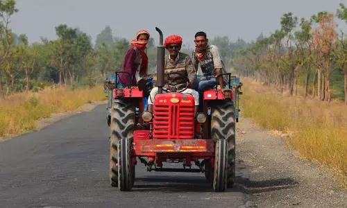 ട്രാക്ടര് ഉത്പാദന രംഗത്ത് 3 മില്യണ് യൂണിറ്റുകള് പിന്നിട്ട് മഹിന്ദ്ര ട്രാക്ടര് ഉത്പാദന രംഗത്ത് 3 മില്യണ് യൂണിറ്റുകള് പിന്നിട്ട് മഹിന്ദ്ര