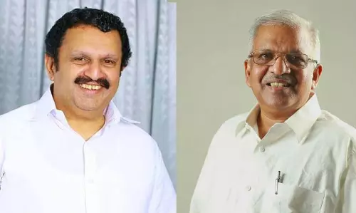 വടകര പിടിച്ചെടുക്കാന് വിശ്രമമില്ലാതെ സ്ഥാനാര്ഥികള് വടകര പിടിച്ചെടുക്കാന് വിശ്രമമില്ലാതെ സ്ഥാനാര്ഥികള്