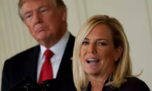 യു.എസിന്റെ ഹോംലാന്‍ഡ് സെക്രട്ടറി പദവി ഒഴിഞ്ഞു