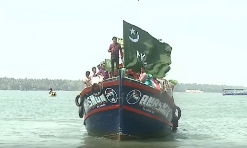 ഇ.ടിക്ക് വേണ്ടി വോട്ട് ചോദിച്ച് ചോദിച്ച് അവസാനം നടുക്കടലിലെത്തി യു.ഡി.എഫുകാര്‍