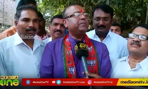 ഒരു സ്ഥാനാര്‍ഥിക്ക് സ്ഥലംമാറ്റം കിട്ടി 