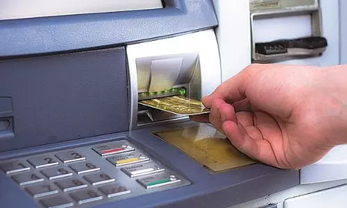 വടകരയില്‍ എടിഎം തട്ടിപ്പ്; 11 പേരില്‍ നിന്നും നഷ്ടമായത് 1,85,000 രൂപ