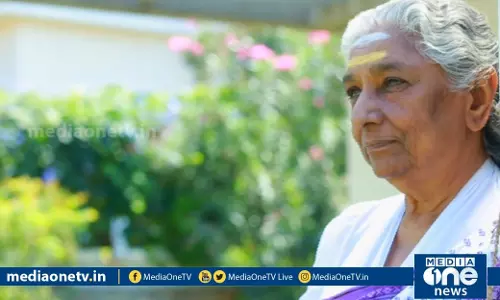 ജാനകിയമ്മ അമ്മയാണ്... ഒമാനിലെ ഈ അച്ചന്..! | Weekend Arabia