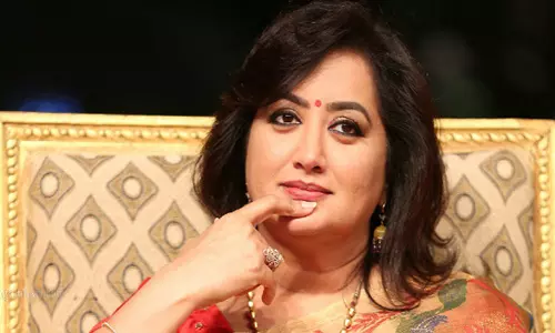 മാണ്ഡ്യയില്‍ സുമലതക്ക് വേണ്ടി രംഗത്തിറങ്ങി കോണ്‍ഗ്രസും ബി.ജെ.പിയും