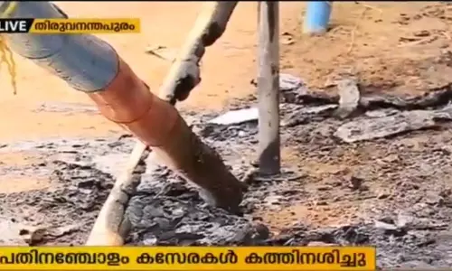 നെയ്യാറ്റിൻകരയിൽ എൽ.ഡി.എഫ് തെരഞ്ഞെടുപ്പ് കമ്മിറ്റി ഓഫീസിന് നേരെ ആക്രമണം നെയ്യാറ്റിൻകരയിൽ എൽ.ഡി.എഫ് തെരഞ്ഞെടുപ്പ് കമ്മിറ്റി ഓഫീസിന് നേരെ ആക്രമണം