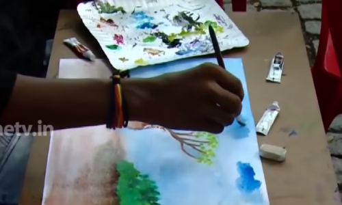 കാണികളില്‍ കൌതുകമുയര്‍ത്തി ലളിതകലാ അക്കാദമിയുടെ തല്‍സമയ ചിത്രരചന