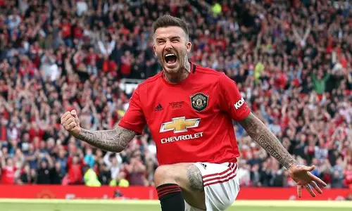 ഈ പ്രായത്തിലും എന്നാ ഒരു ഇതാന്നേ; ബെക്കാം വീണ്ടും ബൂട്ടണിഞ്ഞപ്പോള്‍...  