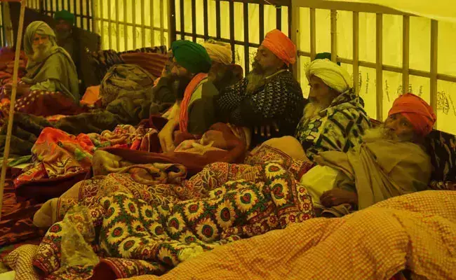 തിക്രിയില്‍ സമരം ചെയ്യുന്ന കര്‍ഷകന്‍ കൊടുംതണുപ്പ് മൂലം മരിച്ചു