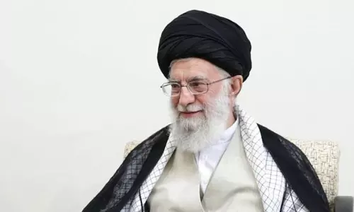 ഇറാനുമേല് കടുത്ത ഉപരോധങ്ങളുമായി അമേരിക്ക വീണ്ടും; പരമോന്നത നേതാവ് ആയത്തുള്ള അലി ഖാംനഇയുടെ ഓഫീസും ഉപരോധ പട്ടികയില് ഇറാനുമേല് കടുത്ത ഉപരോധങ്ങളുമായി അമേരിക്ക വീണ്ടും; പരമോന്നത നേതാവ് ആയത്തുള്ള അലി ഖാംനഇയുടെ ഓഫീസും ഉപരോധ പട്ടികയില്