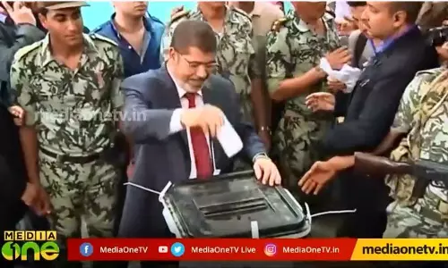 മുര്‍സി വിടവാങ്ങി 