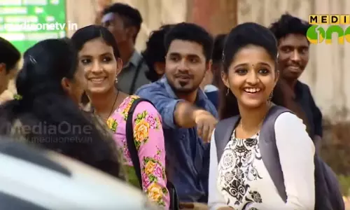 പുതുതലമുറ പറയുന്നു, ആര് രാജ്യം ഭരിക്കണം ...  