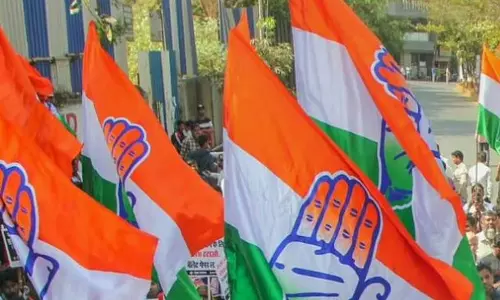 കഴക്കൂട്ടത്തും എലത്തൂരിലും കോണ്‍ഗ്രസിന് വിമത ഭീഷണി; കർഷക കോൺഗ്രസ് വയനാട്‌ ജില്ലാ കമ്മറ്റിയിലെ മുഴുവൻ പേരും രാജിവെച്ചു