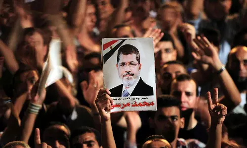 ഈജിപ്ഷ്യൻ മുൻ പ്രസിഡന്റ് മുഹമ്മദ് മുർസിയുടെ മൃതദേഹം കൈറോവിൽ ഖബറടക്കി