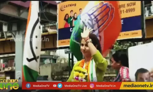 ഒരു തെരഞ്ഞെടുപ്പ് തല്ല് കാണാം