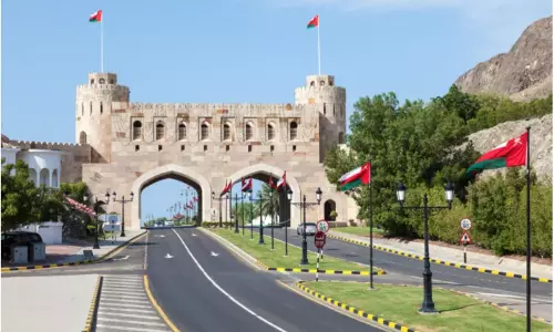 ഒമാനിൽ വീണ്ടും രാത്രികാല കർഫ്യൂ