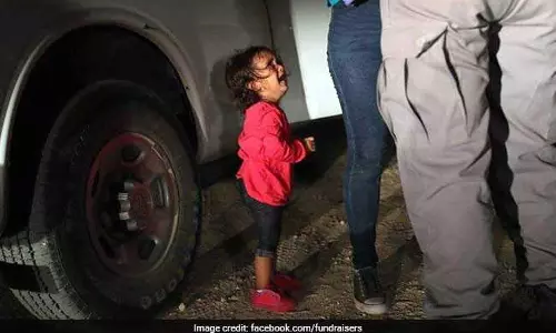 യു.എസ്  അതിര്‍ത്തിയില്‍ കരയുന്ന പിഞ്ചു ബാലികയുടെ ചിത്രത്തിന് ഫോട്ടോ ജേര്‍ണലിസം അവാര്‍ഡ്