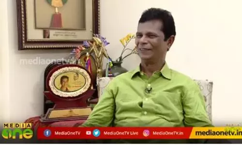 ഷാങ്ഹായ് വിശേഷങ്ങളുമായി ഇന്ദ്രന്‍സ്