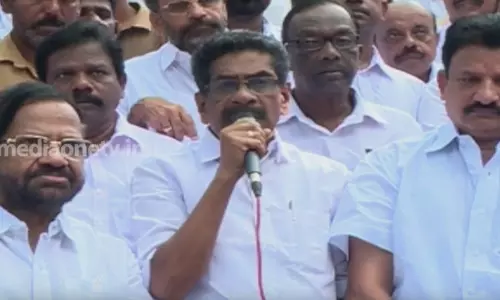 നെടുങ്കണ്ടം ഉരുട്ടിക്കൊലയും കരുണാകരന്റെ ജന്മദിനവും 