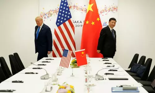 ട്രംപും ഷി ജിങ്പിങ് കൂടിക്കാഴ്ച്ച; യു.എസ് ചൈന വ്യാപാര കരാരില് വീണ്ടും ചര്ച്ചയ്ക്ക് ഒരുങ്ങുന്നു ട്രംപും ഷി ജിങ്പിങ് കൂടിക്കാഴ്ച്ച; യു.എസ് ചൈന വ്യാപാര കരാരില് വീണ്ടും ചര്ച്ചയ്ക്ക് ഒരുങ്ങുന്നു