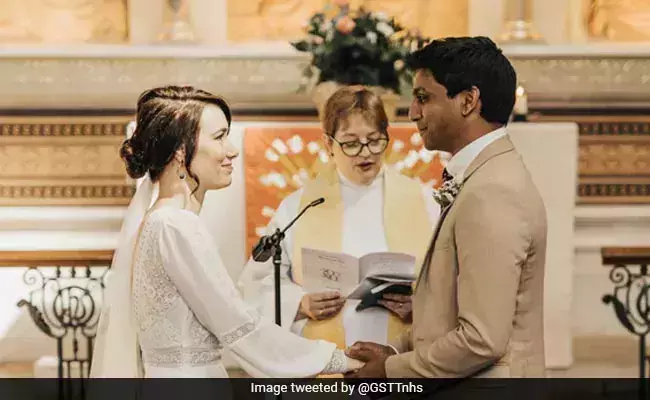 കോവിഡ് കാലത്ത് ഡോക്ടറും നഴ്‌സും ആശുപത്രിയില്‍ വിവാഹിതരായി