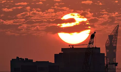 എല്ലാ തൊഴിലാളികള്‍ക്കും ഉച്ചവിശ്രമ നിയമം ബാധകമെന്ന് ഖത്തര്‍