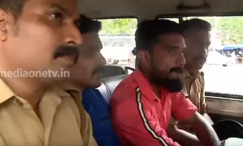 യൂണിവേഴ്സിറ്റി കോളേജിലെ വധശ്രമവും തുടർന്നുള്ള വിവാദങ്ങളും യൂണിവേഴ്സിറ്റി കോളേജിലെ വധശ്രമവും തുടർന്നുള്ള വിവാദങ്ങളും