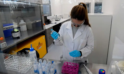 പ്രതീക്ഷ നല്‍കി ഓക്സ്ഫോര്‍ഡ് വാക്സിന്‍;  മികച്ച പ്രതിരോധ ശേഷി കൈവരിക്കുന്നതായി പഠനം