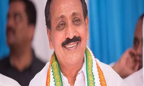 വിവിപാറ്റിന്‍റെ പേരില്‍ സി.പി.എം വോട്ടര്‍മാരെ ഭീഷണിപ്പെടുത്തുന്നു: എം.കെ രാഘവന്‍