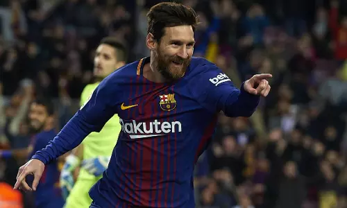 ലാലീഗ കിരീടം വീണ്ടും ബാഴ്സലോണക്ക് ലാലീഗ കിരീടം വീണ്ടും ബാഴ്സലോണക്ക്