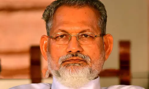 പെരുന്തോട്ടം പിതാവ് പറയുന്നതെന്ത്?