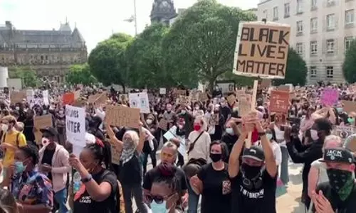 വംശവെറിക്കെതിരായ പ്രക്ഷോഭം കൂടുതല്‍ രാജ്യങ്ങളിലേക്ക്: ഫ്രാന്‍സിലും ബ്രിട്ടനിലും ജപ്പാനിലും ആയിരങ്ങള്‍ തെരുവില്‍