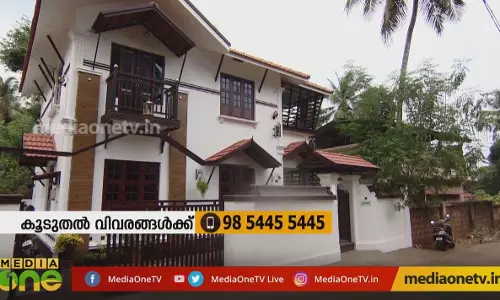 പഴമയുടെ പ്രൗഢിയിൽ ഒരു സ്വപ്ന ഭവനം പഴമയുടെ പ്രൗഢിയിൽ ഒരു സ്വപ്ന ഭവനം