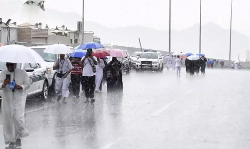 സൗദിയുടെ അതിര്‍ത്തി പ്രദേശങ്ങളില്‍ ശക്തമായ മഴ; പലയിടങ്ങളിലും വെള്ളകെട്ടുകള്‍ നിറഞ്ഞു