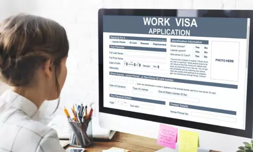 ഇന്ത്യക്ക് പുറമെ മൂന്ന് ഏഷ്യന് രാജ്യക്കാര്ക്ക് കൂടി പുതിയ തൊഴില് വിസകള് അനുവദിക്കാന് ഖത്തറിന്റെ തീരുമാനം ഇന്ത്യക്ക് പുറമെ മൂന്ന് ഏഷ്യന് രാജ്യക്കാര്ക്ക് കൂടി പുതിയ തൊഴില് വിസകള് അനുവദിക്കാന് ഖത്തറിന്റെ തീരുമാനം