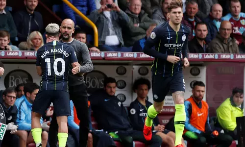 പ്രീമിയര് ലീഗ്: മാഞ്ചസ്റ്റര് സിറ്റി കിരീടത്തിലേക്ക് പ്രീമിയര് ലീഗ്: മാഞ്ചസ്റ്റര് സിറ്റി കിരീടത്തിലേക്ക്