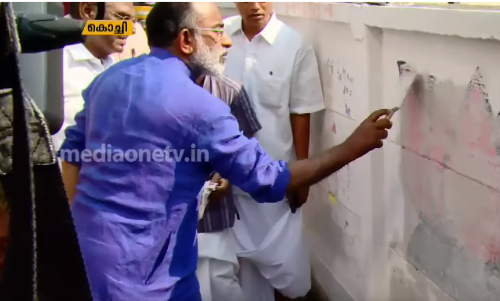 ബാനറുകളും ചുവരെഴുത്തുകളും നീക്കുന്ന തിരക്കിലാണ് എറണാകുളത്തെ സ്ഥാനാര്‍ഥികള്‍