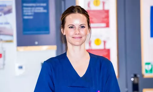 കൊറോണക്കെതിരെ പോരാടാന്‍ കൊട്ടാരത്ത് നിന്നും ആശുപത്രി സേവനത്തിനിറങ്ങി സ്വീഡിഷ് രാജകുമാരി