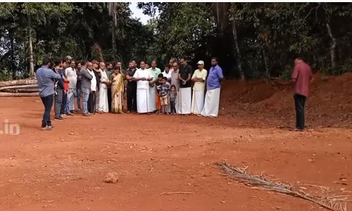 പ്രവാസി മലയാളി സൌജന്യമായി നല്‍കിയ മൂന്നര ഏക്കറില്‍ അത്തോളിയിലെ കായിക പ്രേമികള്‍ക്കായി മൈതാനം ഒരുങ്ങുന്നു