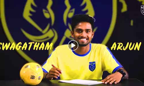 മലപ്പുറം സ്വദേശി അർജുൻ ജയരാജ് കേരള ബ്ലാസ്റ്റേഴ്സിൽ മലപ്പുറം സ്വദേശി അർജുൻ ജയരാജ് കേരള ബ്ലാസ്റ്റേഴ്സിൽ