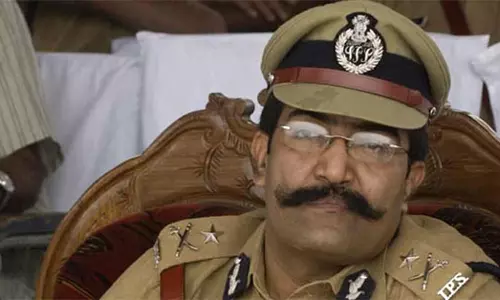 പുതുതലമുറയില്‍ ലഹരി ഉപയോഗം സ്റ്റൈലായി മാറി; ഋഷിരാജ് സിങ്