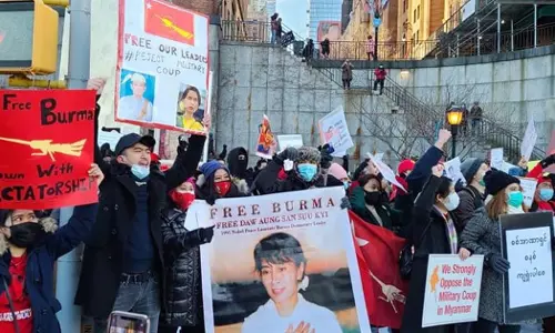 മ്യാന്മറിലെ ജനകീയ പ്രക്ഷോഭത്തെ അടിച്ചമർത്താൻ പട്ടാള ഭരണകൂടം ഒരുങ്ങുന്നതായി സൂചന