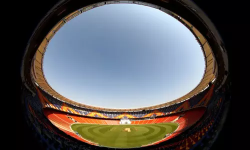 മോദി സ്റ്റേഡിയത്തിൽ അദാനിയും റിലയൻസും ചെലവഴിച്ചത് 500 കോടി; പവലിയൻ വാങ്ങിയത് 25 വർഷത്തേക്ക് മോദി സ്റ്റേഡിയത്തിൽ അദാനിയും റിലയൻസും ചെലവഴിച്ചത് 500 കോടി; പവലിയൻ വാങ്ങിയത് 25 വർഷത്തേക്ക്