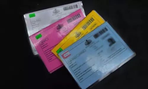 കേരള-തമിഴ്നാട് അതിർത്തി ഗ്രാമങ്ങളിൽ നിരവധി പേർക്ക് ഇരട്ട റേഷൻ കാർഡുള്ളതായി കണ്ടെത്തൽ