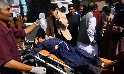 അഫ്ഗാനിസ്ഥാനില് സ്ഫോടനത്തില് 35 ബസ് യാത്രക്കാര് കൊല്ലപ്പെട്ടു അഫ്ഗാനിസ്ഥാനില് സ്ഫോടനത്തില് 35 ബസ് യാത്രക്കാര് കൊല്ലപ്പെട്ടു