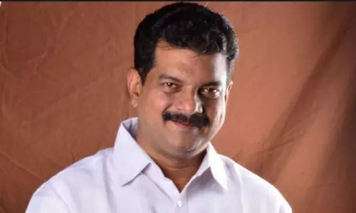 അഞ്ച് പൈസ മോദി സര്ക്കാര് തരില്ലെന്ന് പറഞ്ഞപ്പോള് കെ.പി.സി.സി ഓഫീസിലും പാണക്കാടും ബിരിയാണി വെച്ചുകൊടുത്തവരാണ് പ്രതിപക്ഷം: പി.വി അന്വര് അഞ്ച് പൈസ മോദി സര്ക്കാര് തരില്ലെന്ന് പറഞ്ഞപ്പോള് കെ.പി.സി.സി ഓഫീസിലും പാണക്കാടും ബിരിയാണി വെച്ചുകൊടുത്തവരാണ് പ്രതിപക്ഷം: പി.വി അന്വര്