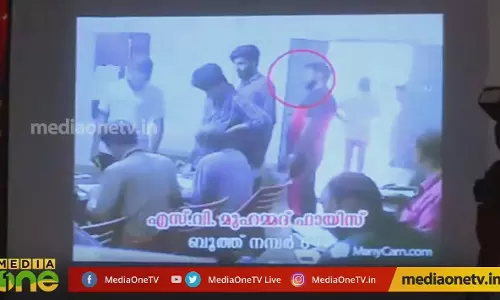 കണ്ണൂർ ജില്ലയിലെ കൗതുക വോട്ടിങ്ങ് 