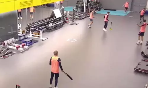 ഫുട്ബോള്‍ താരങ്ങള്‍ ക്രിക്കറ്റ് കളിച്ചാല്‍... ഡെലെ അലിയുടെ കിടിലന്‍ ക്യാച്ച് വൈറലാകുന്നു