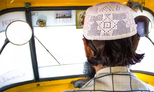 ‘മുസ്ലിം ഡ്രൈവറെ കാണുമ്പോൾ അസ്വസ്ഥത’; അഭിഭാഷകനെ പൊളിച്ചടുക്കി സോഷ്യൽ മീഡിയ ‘മുസ്ലിം ഡ്രൈവറെ കാണുമ്പോൾ അസ്വസ്ഥത’; അഭിഭാഷകനെ പൊളിച്ചടുക്കി സോഷ്യൽ മീഡിയ