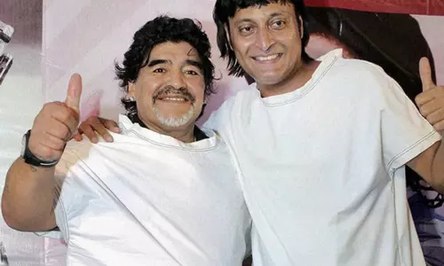 പണത്തോട് താല്‍പര്യമില്ലാത്ത വ്യക്തി, മറഡോണക്കായി ലോകമറിയുന്ന തരത്തിലൊരു സ്മാരകം പണിയും; ബോബി ചെമ്മണ്ണൂര്‍