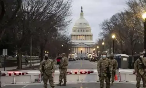 ബൈഡന്‍റെ സ്ഥാനാരോഹണം: സുരക്ഷാ ചുമതലയുള്ള ഉദ്യോഗസ്ഥര്‍ വരെ അക്രമം നടത്തിയേക്കാമെന്ന് മുന്നറിയിപ്പ്